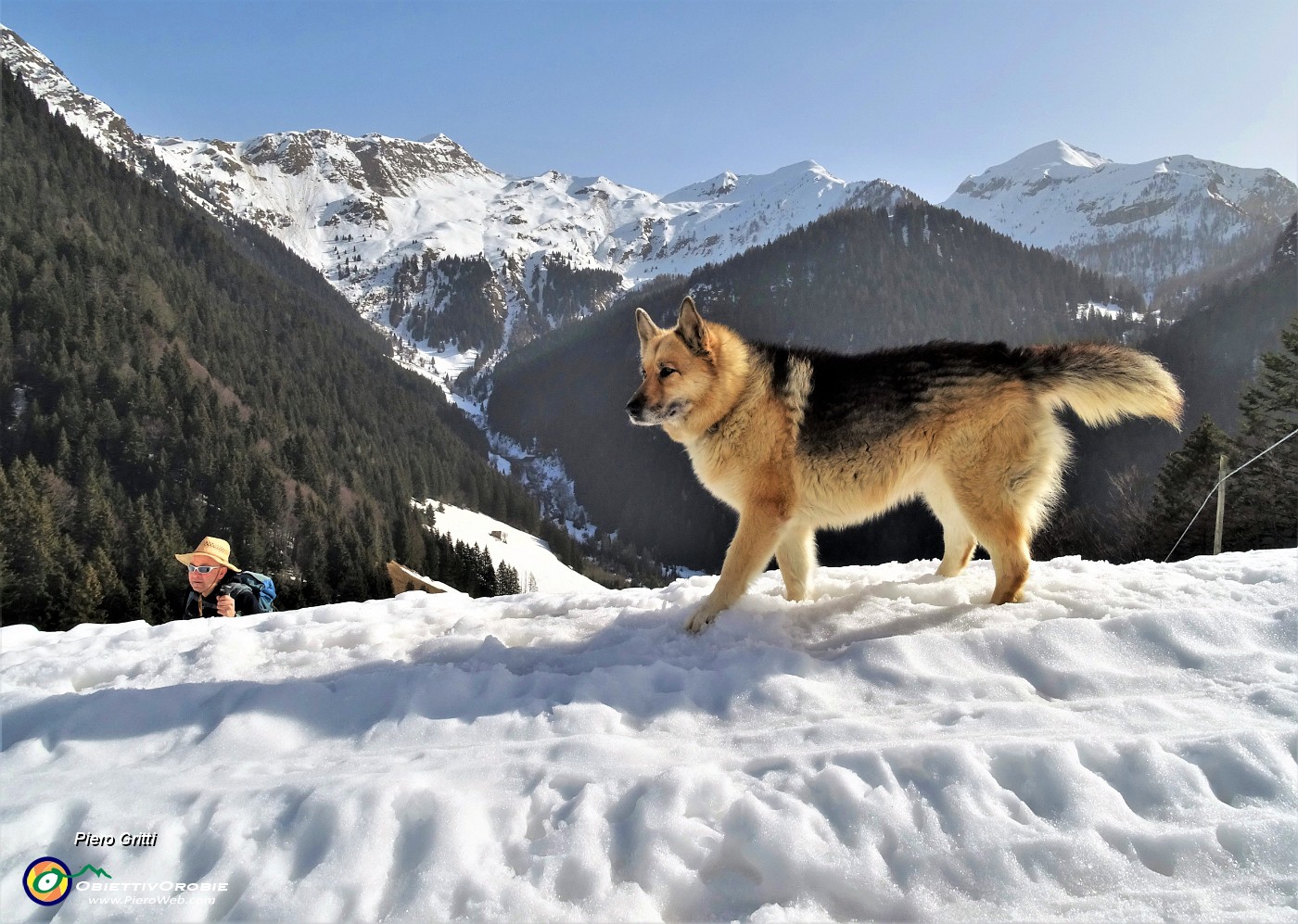 01 Ogi si pesta neve ...da Madonna delle nevi a Ca' San Marco .JPG -                                